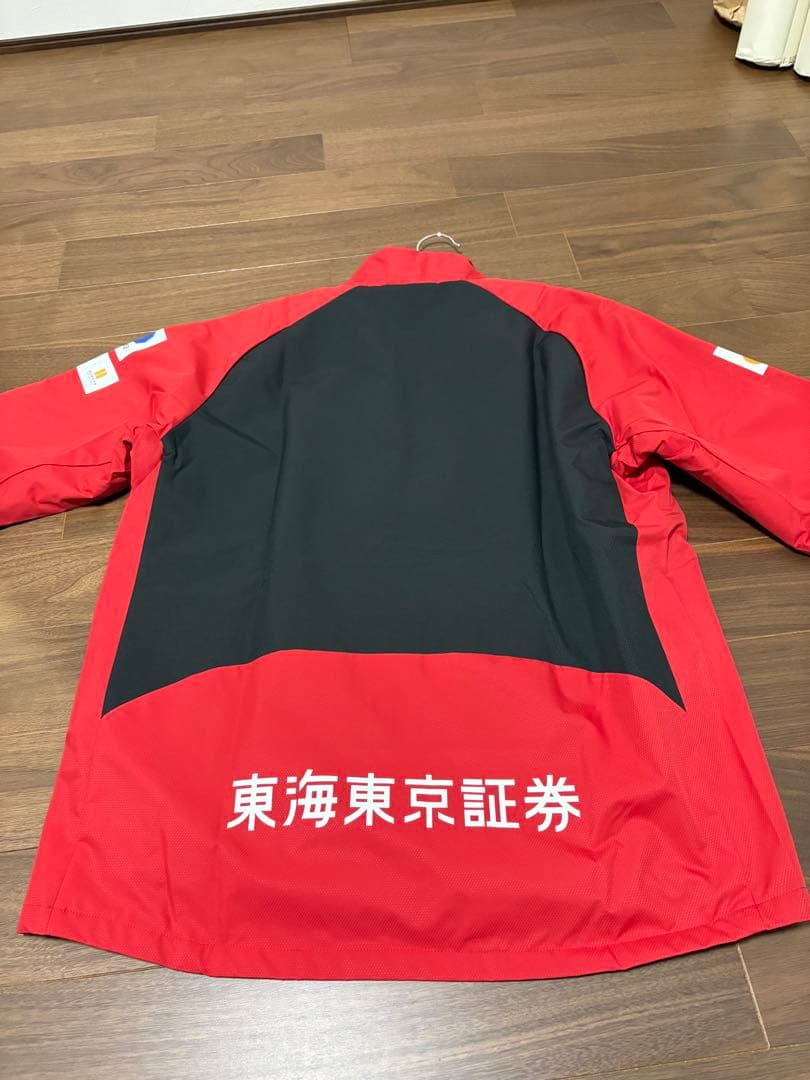 販売終了品！！2023シーズン　名古屋グランパスウィンドブレーカー