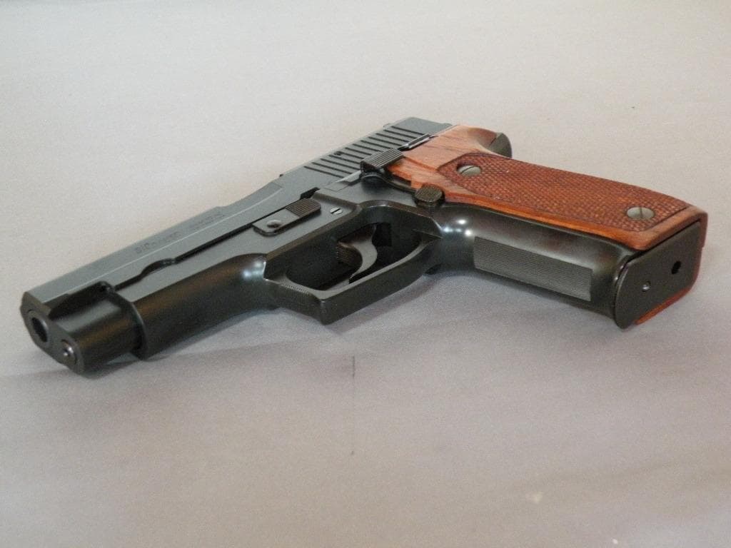 c*t様 タナカワークス P226 シグシュアー マグナブローバック 木製グリッ