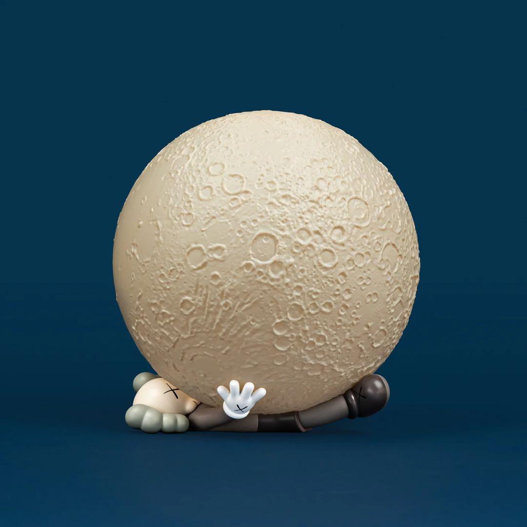 KAWS BIG MOON HOLIDAY ライト　月