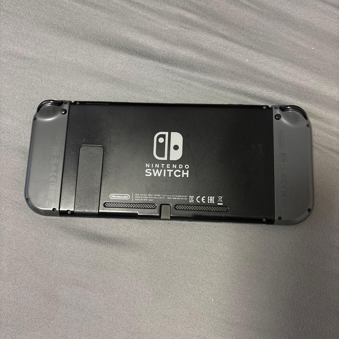【即日発送】美品　Switch 本体のみジョイコン2つ付き 2018年製
