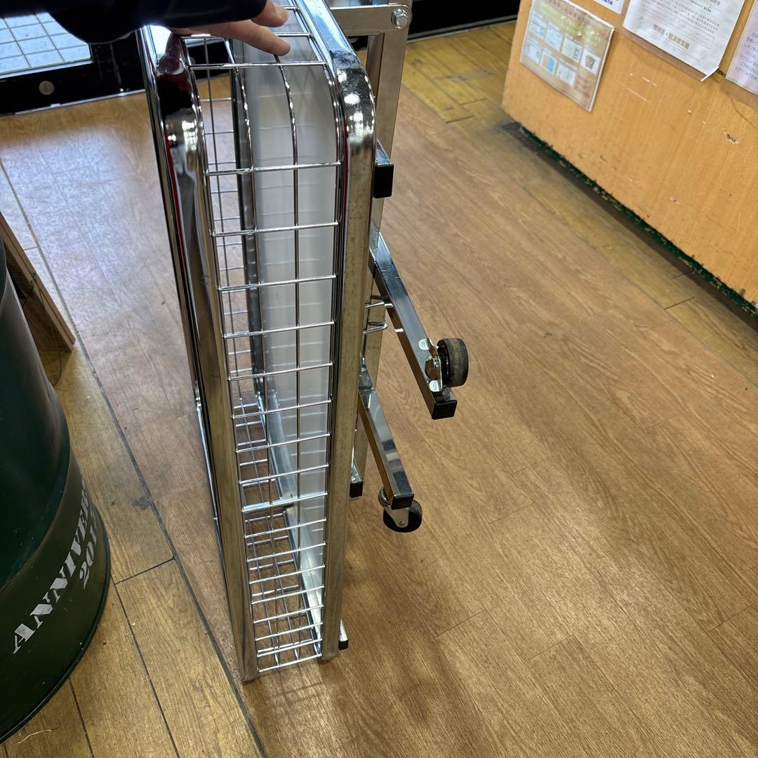 T113 店舗用 シルバーワゴン