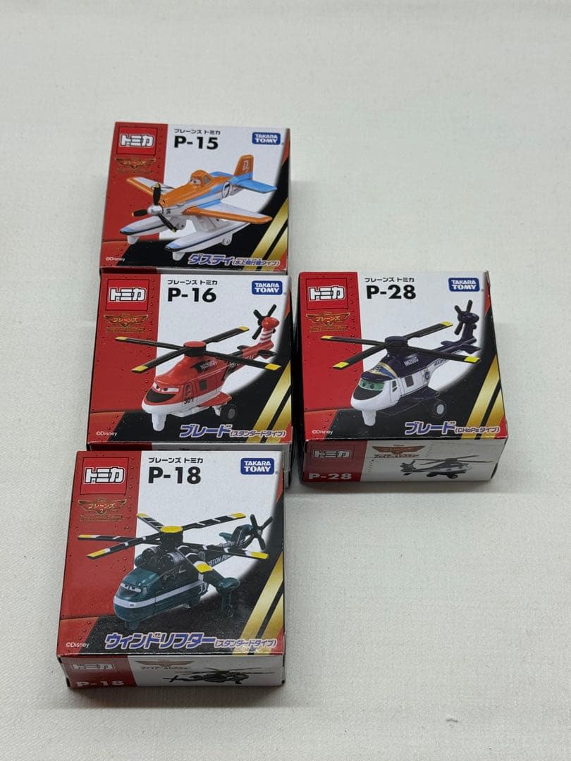 新品　トミカ　カーズ　プレーンズ　トミカ　16台まとめ売り！