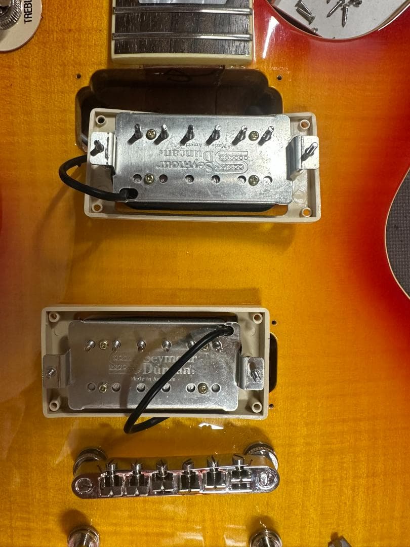 Fシリアル Epiphone レスポール 　チェリーサンバースト