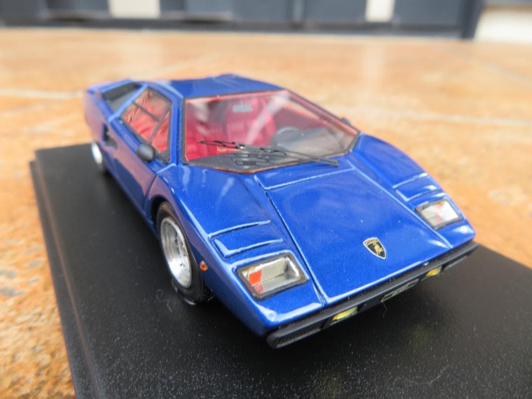 MR社製　1/43　ランボルギーニカウンタックLP400　499台限定生産品