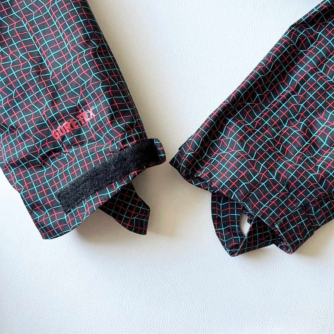 3285【美品】バートン　ジャケット ak ゴアテックス 2L STAGGER