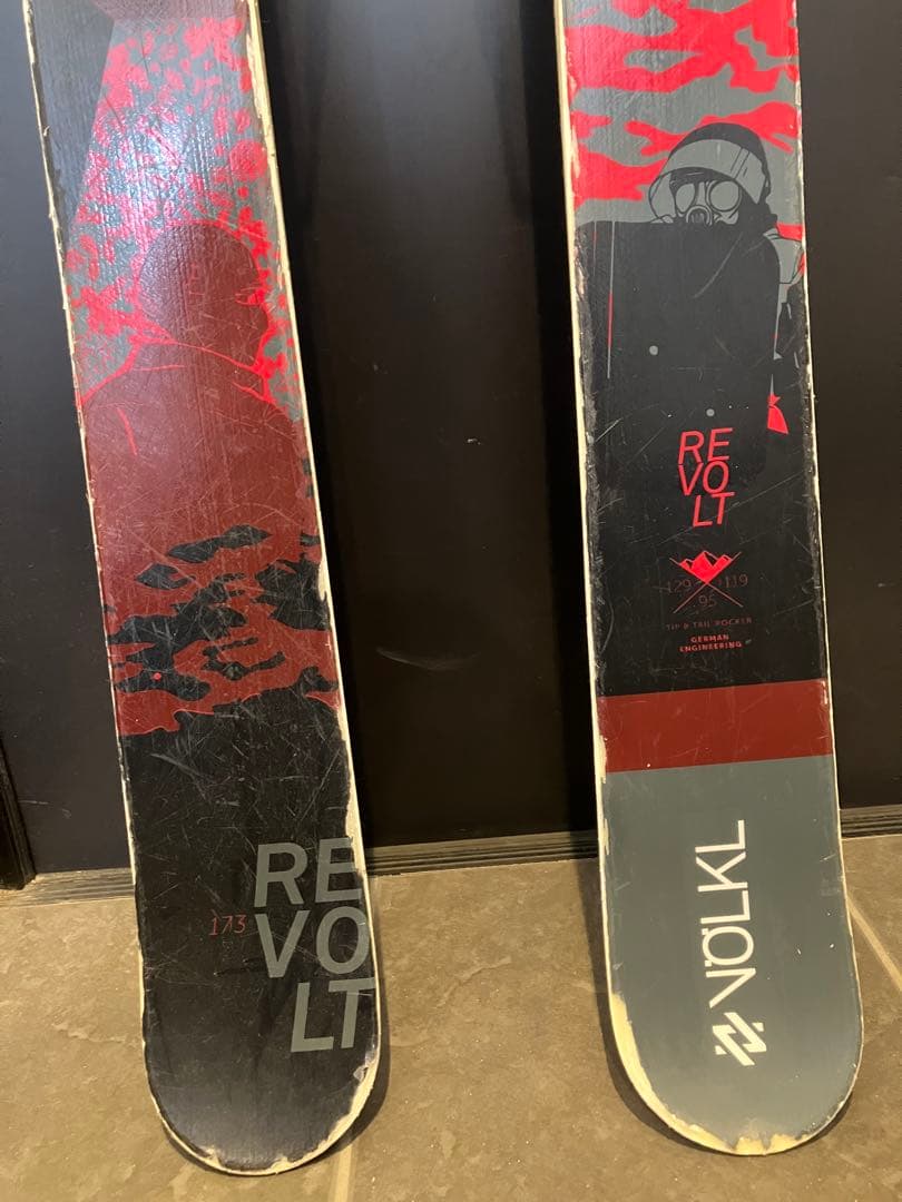 （よー）Völkl REVOLT95 ツインチップスキー 173cm