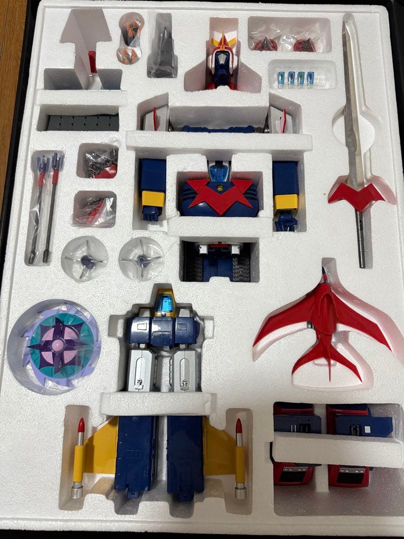 DX超合金魂 超電磁マシーン ボルテスV VOLT IN BOX フィギュア