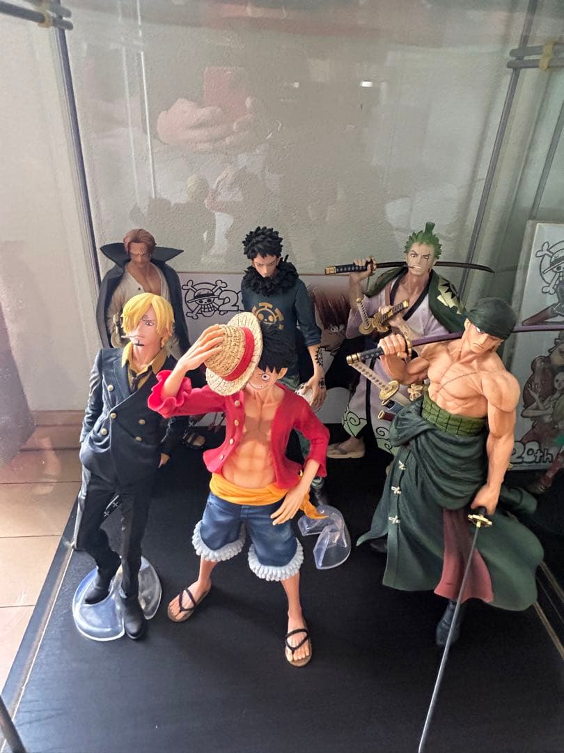 ワンピースフィギュアセット　POP 1 番くじまとめ売りデトルフも追加出来ます❗️