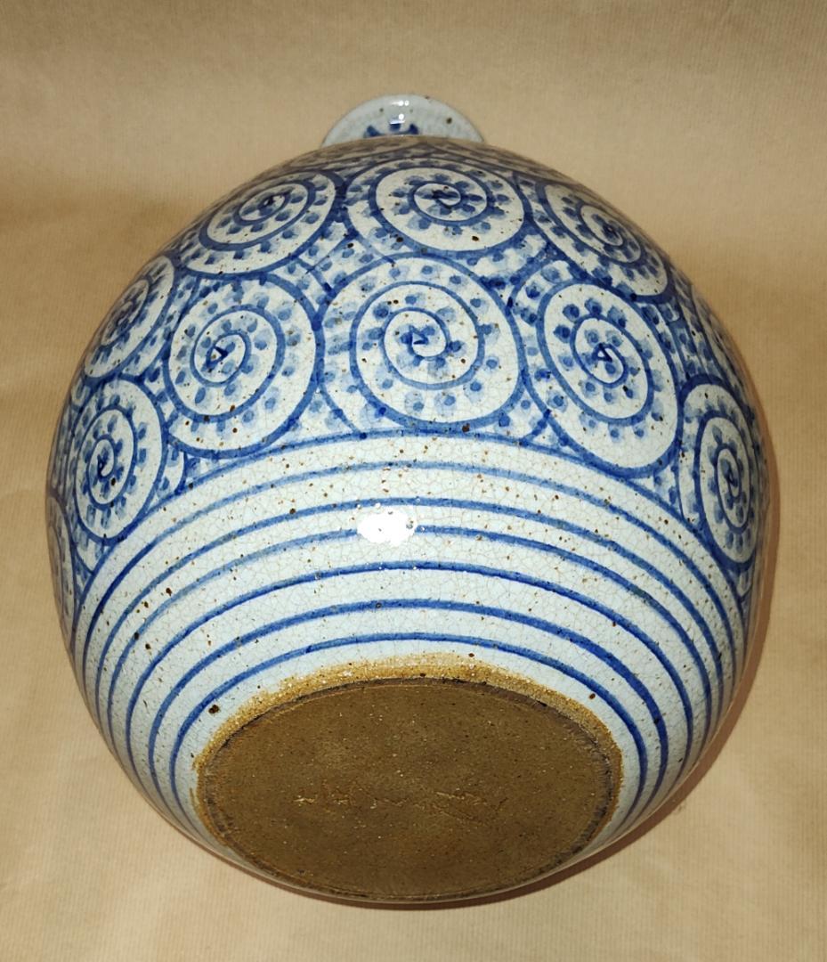 タコ唐草 花瓶 （信楽焼 壺久郎作　なのか？）