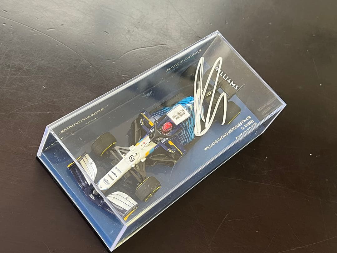 F1 ウィリアムズFW44 ジョージラッセル直筆サイン入り 1/43