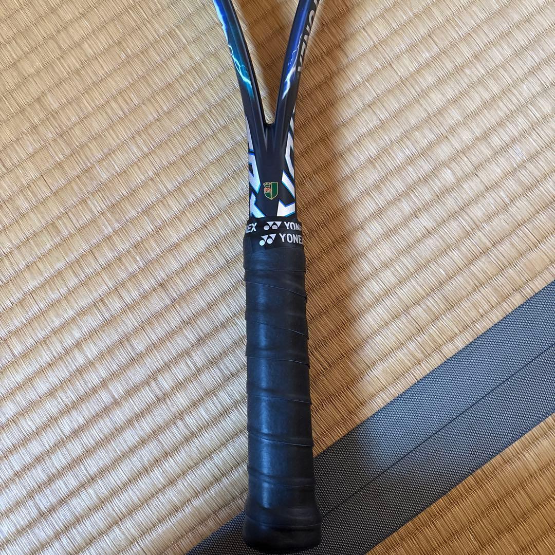 最終価格　初心者用YONEX　ボルトレイジ５V　ＶＲ５Ｖ　前衛用