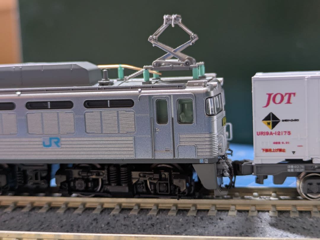 EF81 300 JR貨物更新車（銀）KATO