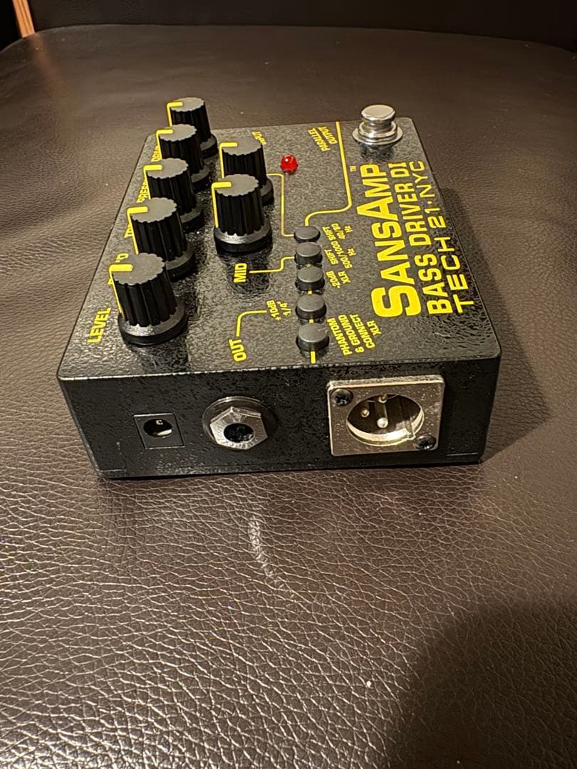 Tech 21 SansAmp Bass D DI V2 サンズアンプ