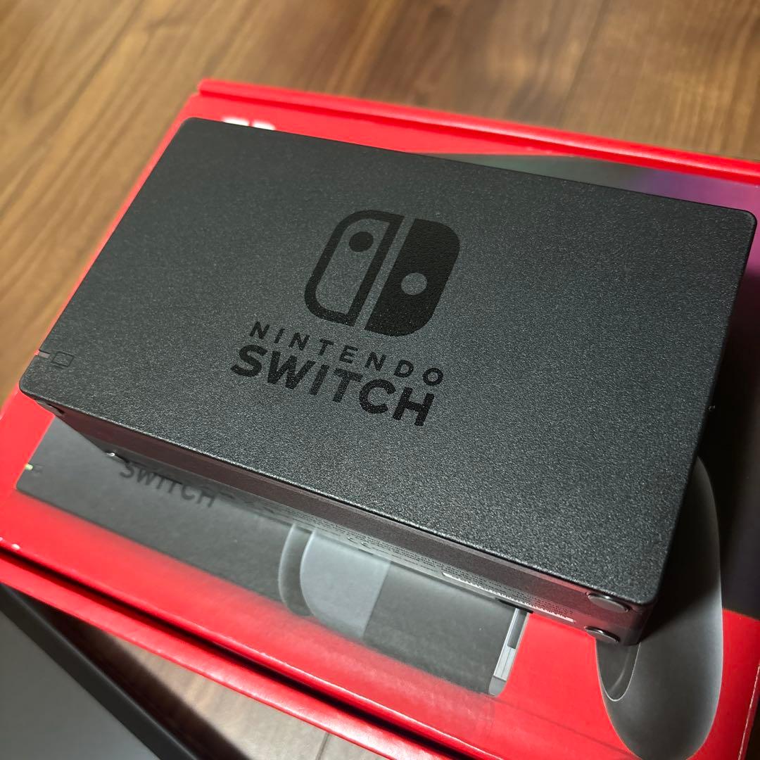 【美品】Nintendo Switch 本体 グレー