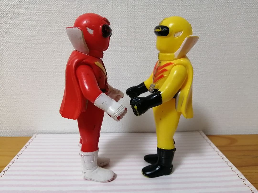 戦隊ヒーローゴレンジャー ソフビ 赤 黄 2体セット