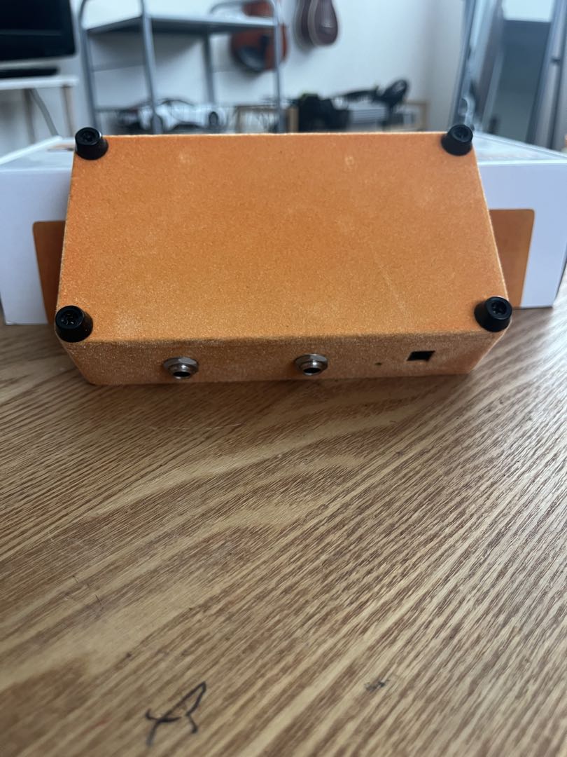Foxy Tone Box ギターエフェクター Fuzz