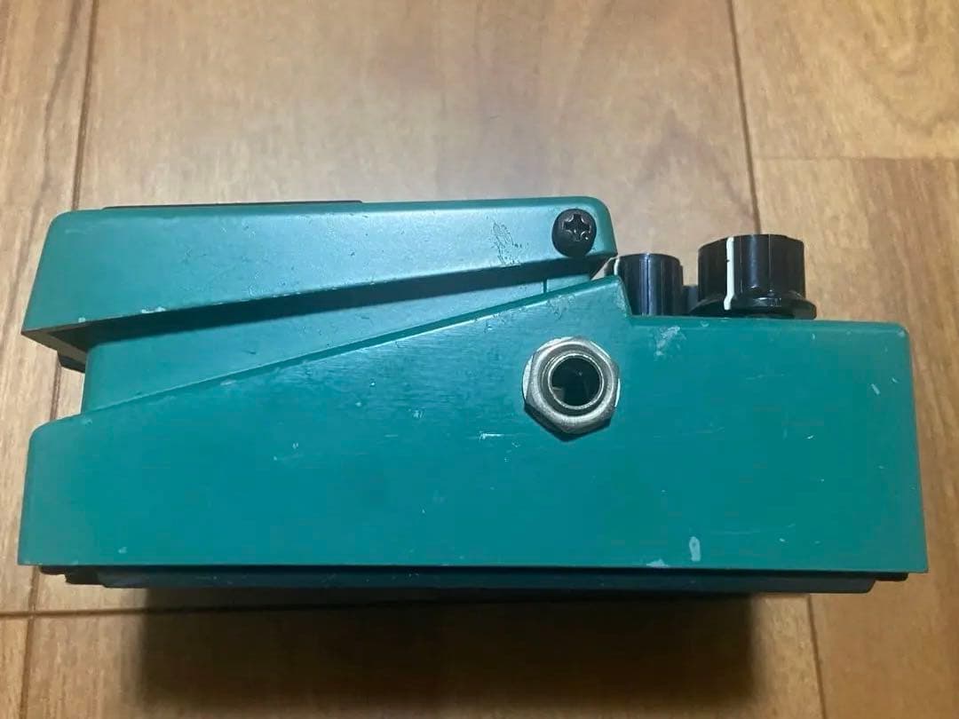 BOSS TR-2 トレモロエフェクター