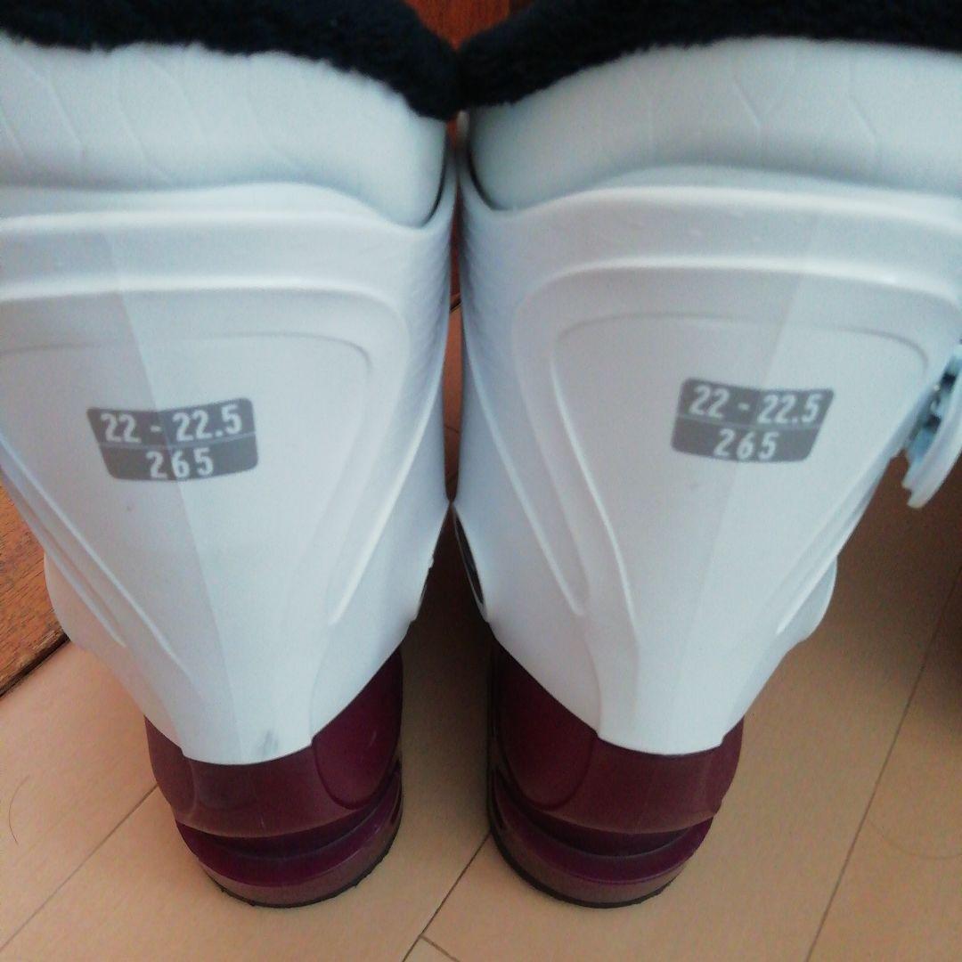 即購入可能　相談賜わります　SALOMON スキーブーツ　22-22.5
