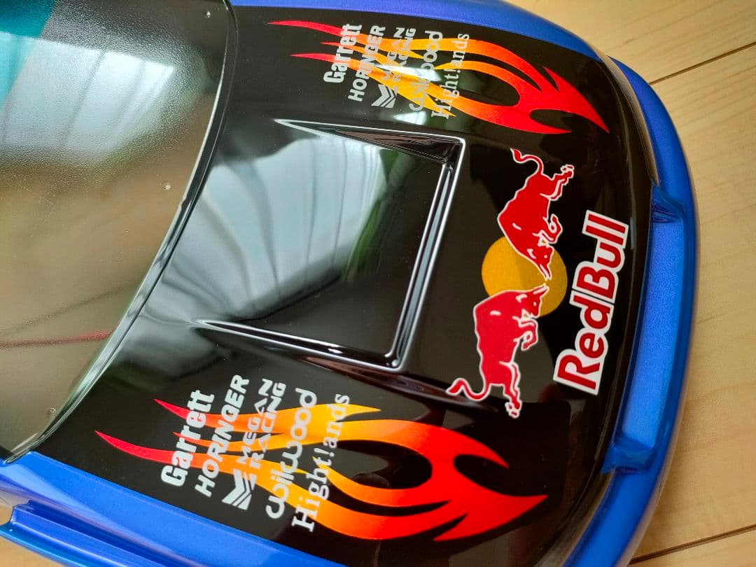 S15　シルビア　完全塗装品　未使用　ボディ　ラジコン　電飾付き　レッドブル