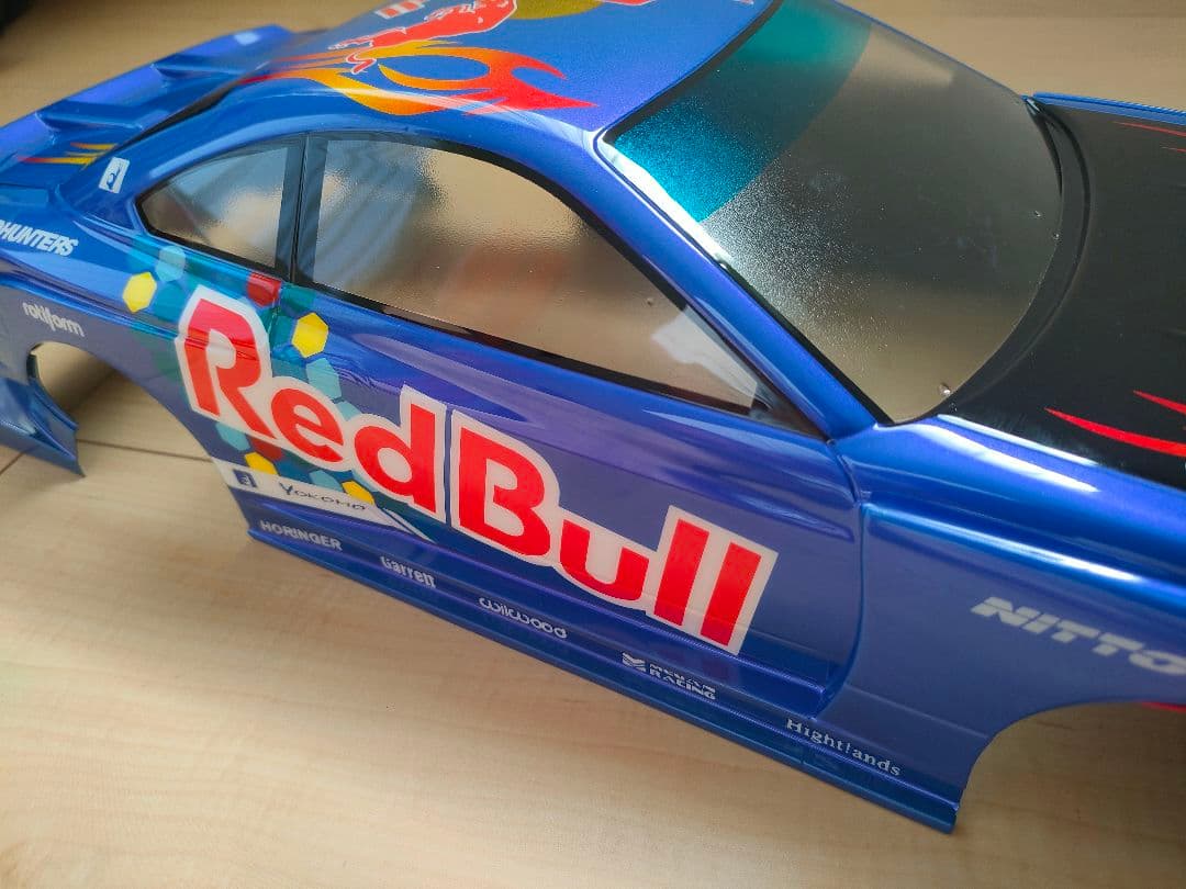 S15　シルビア　完全塗装品　未使用　ボディ　ラジコン　電飾付き　レッドブル