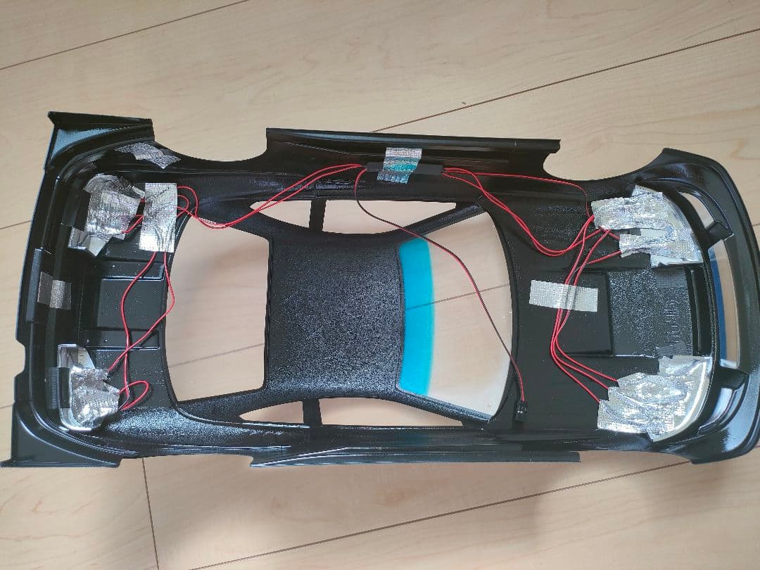 S15　シルビア　完全塗装品　未使用　ボディ　ラジコン　電飾付き　レッドブル