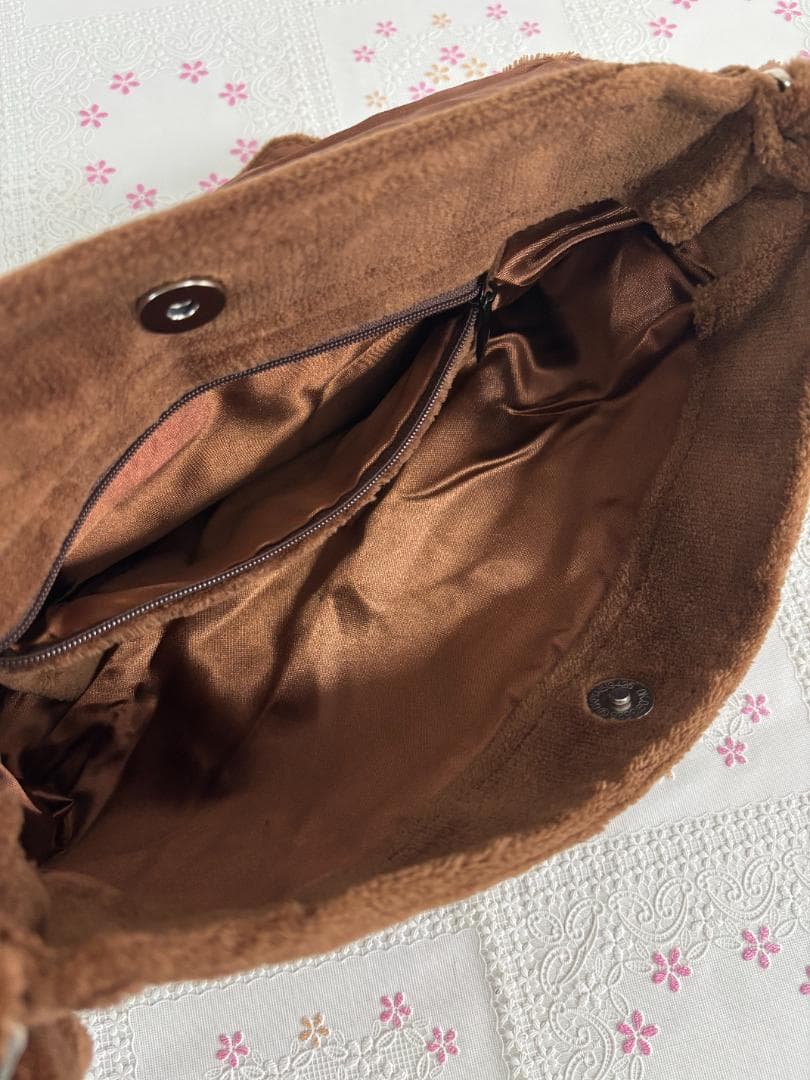綺麗☆Brown/White ショルダーバッグ ふわふわ