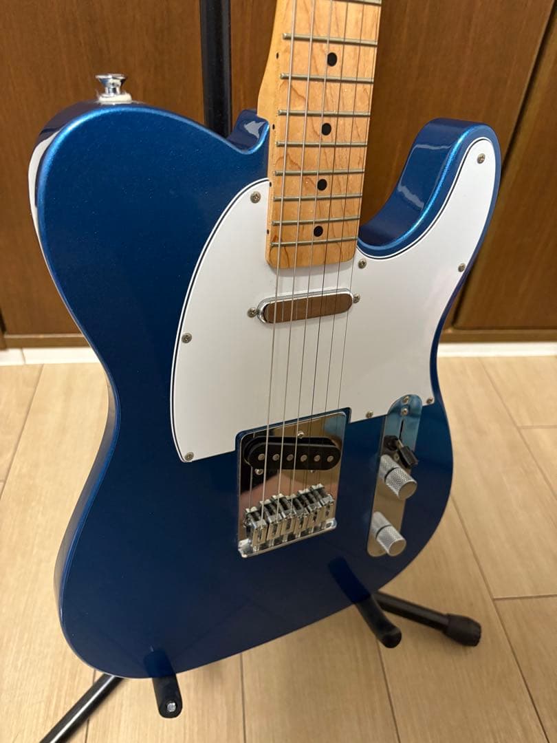 Squier by Fender FSR Affinity Series ブルー