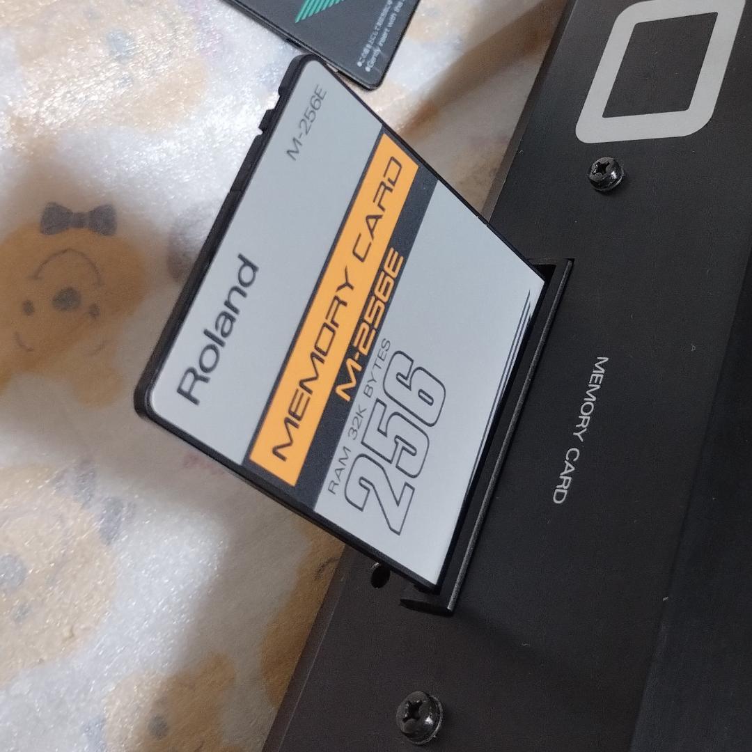 Roland「 M-256E 」MEMORY CARD 32K BYTES