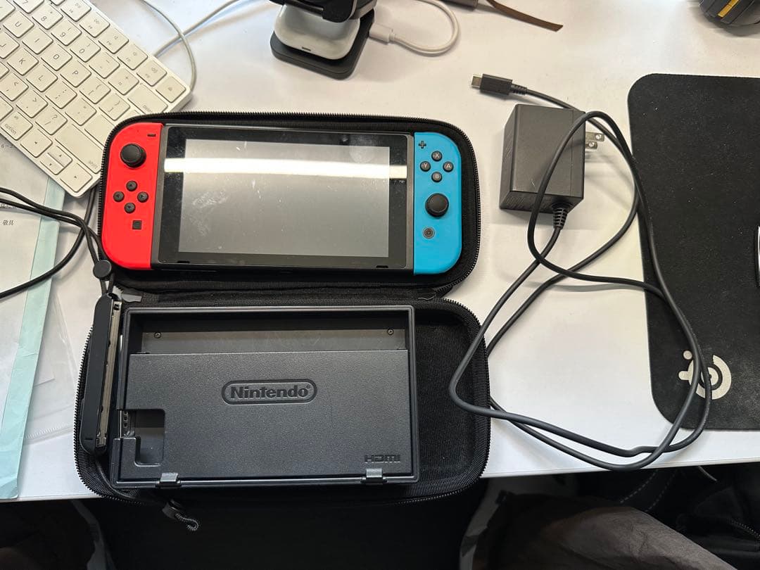 Nintendo Switch 本体 赤/青 Joy-Con付き