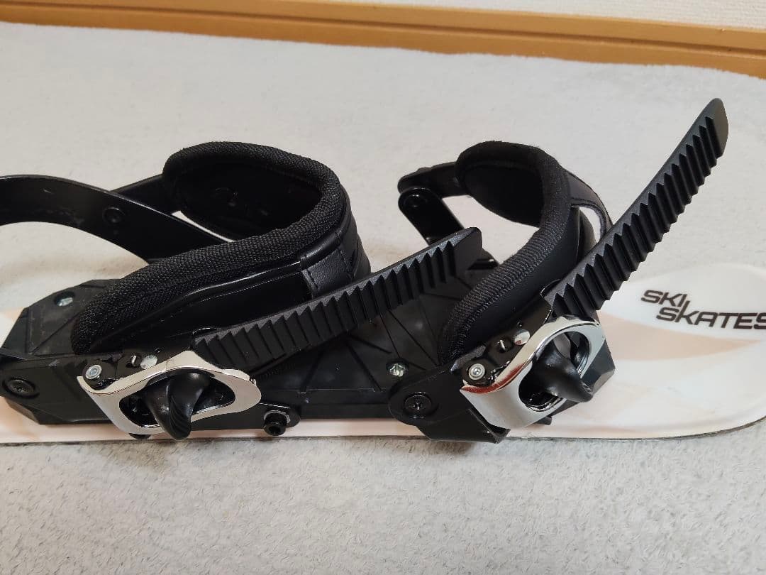 スキースケート　SKISKATES