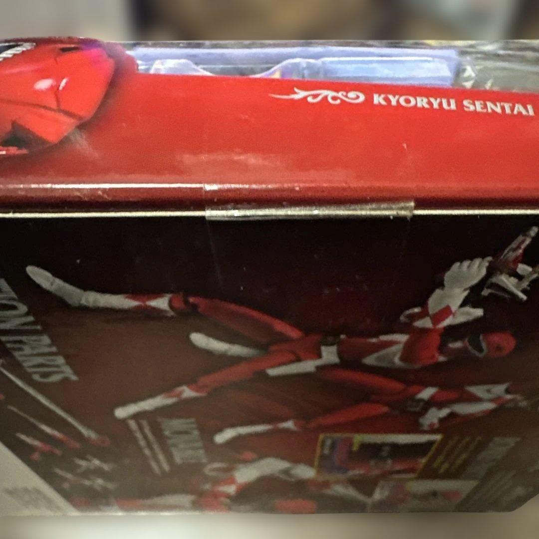 【未開封品】S.H.フィギュアーツ ティラノレンジャー 恐竜戦隊ジュウレンジャー
