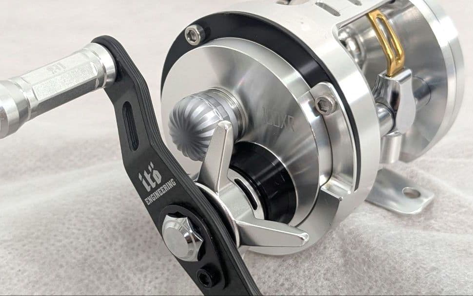 ヒ*タ様 Megabass×DAIWA MONOBLOCK 100XR RH