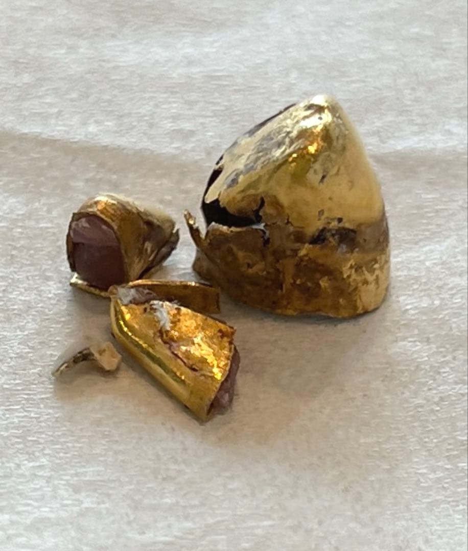 金　破片 約1cm