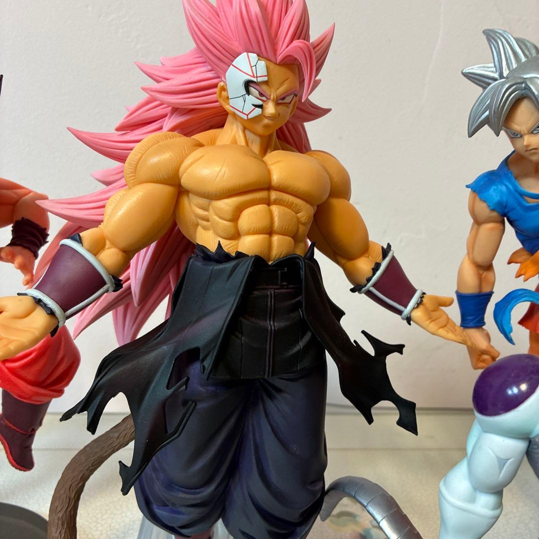 ドラゴンボール 一番くじ 紅き仮面のサイヤ人 フィギュア