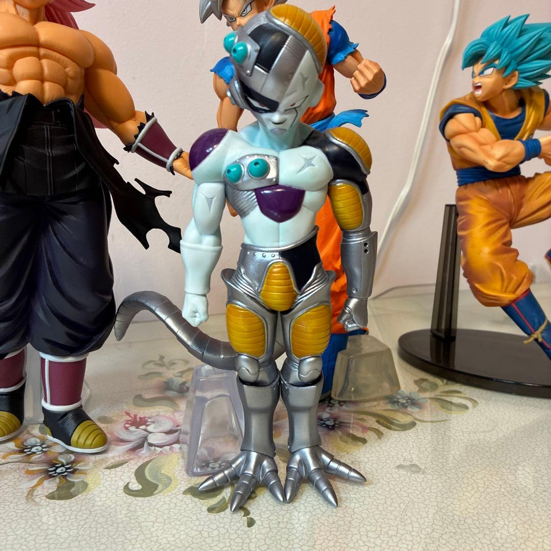 ドラゴンボール 一番くじ 紅き仮面のサイヤ人 フィギュア