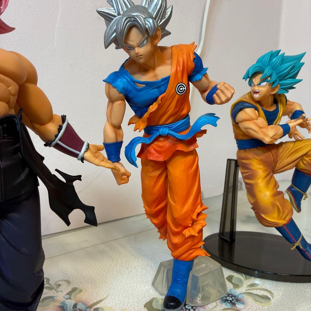 ドラゴンボール 一番くじ 紅き仮面のサイヤ人 フィギュア