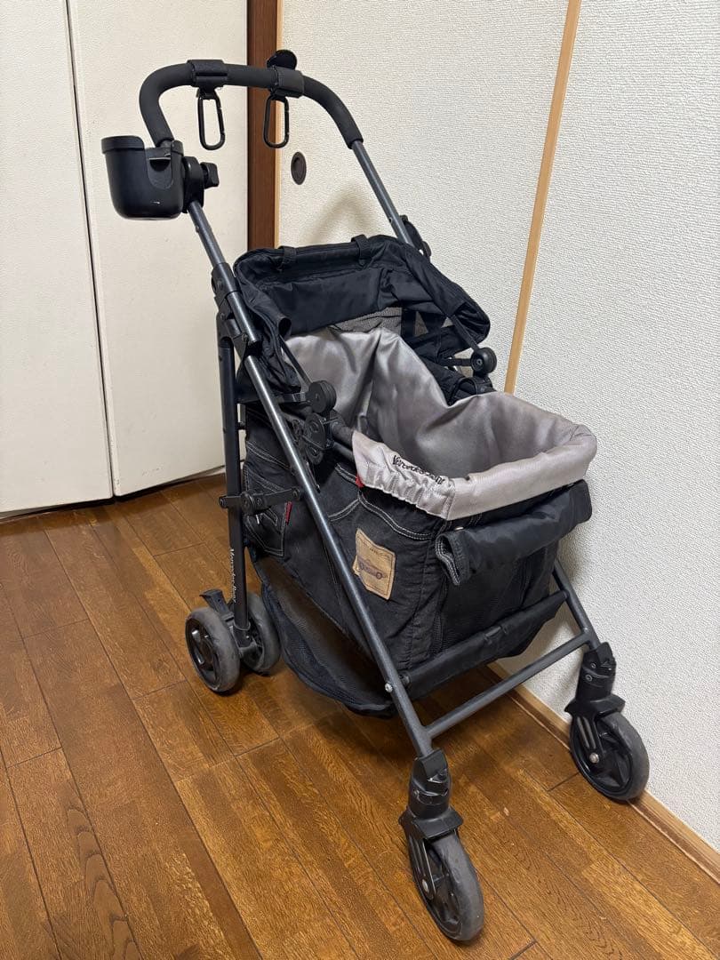 メルセデスベンツ　ペットカート