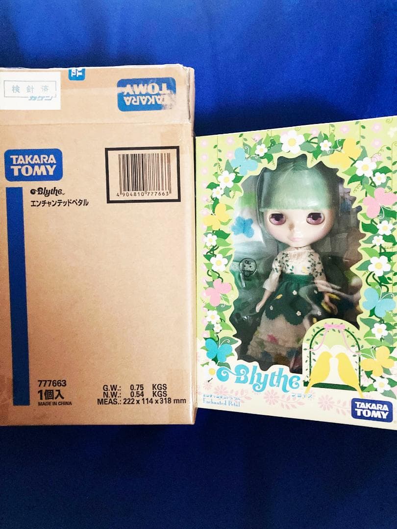 未使用！Blythe　ネオブライス　エンチャンテッドペタル♪