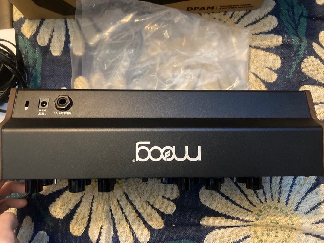 Moog DFAM 箱・取扱説明書付