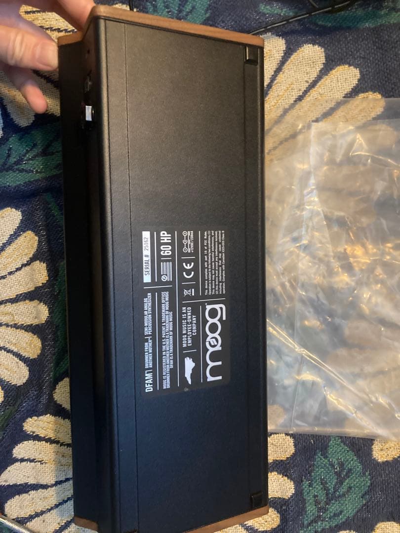 Moog DFAM 箱・取扱説明書付