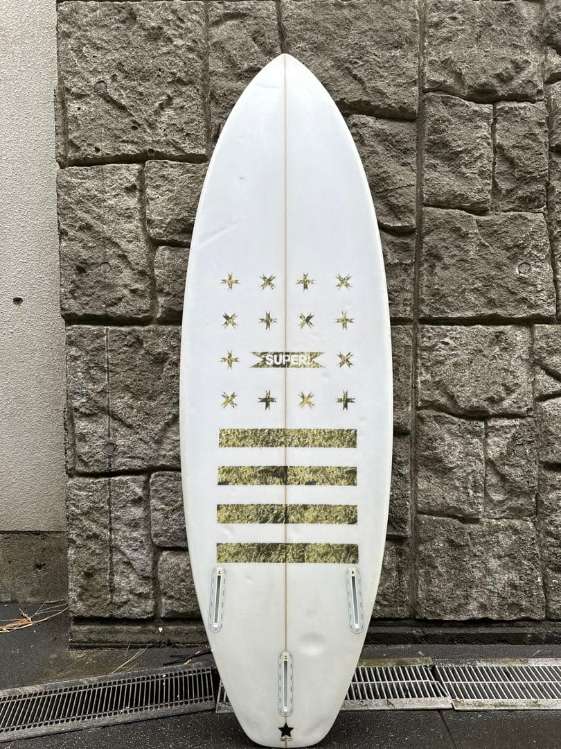 スーパーブランド　SUPER brand サーフボード　ショート