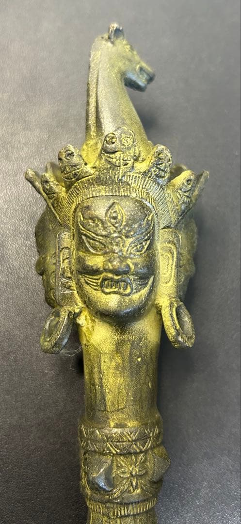 西藏チベット古銅三面馬頭金剛降魔杵 縁起物　工芸品 美術品 風水置物 旧家蔵出し