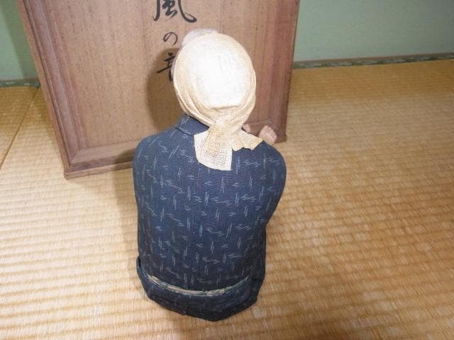 真作保証◆第八回 日本伝統工芸展作品◆桐塑人形 人間国宝 市橋とし子 『風の音』