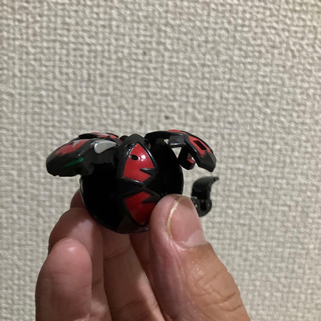 【中古品】爆テク　爆丸　5体フィギュアとカードセット