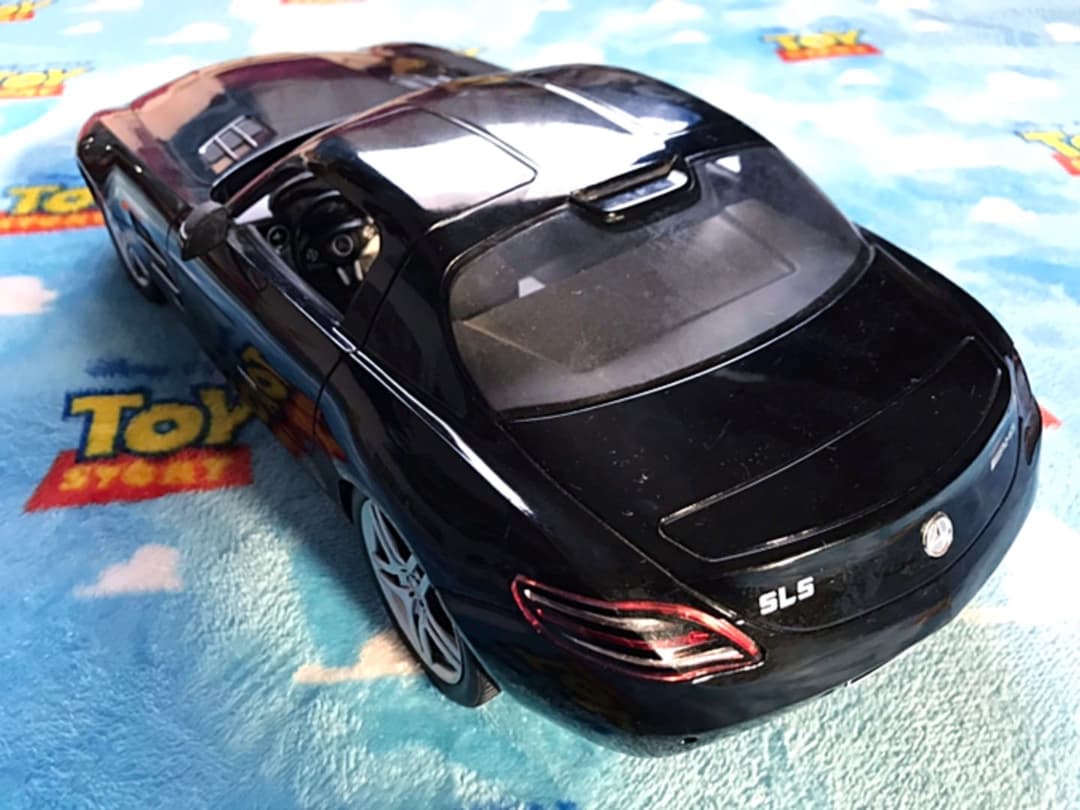 動作確認済み◎ 大迫力‼︎ブラックベンツ　SLS AMG ラジコンカー