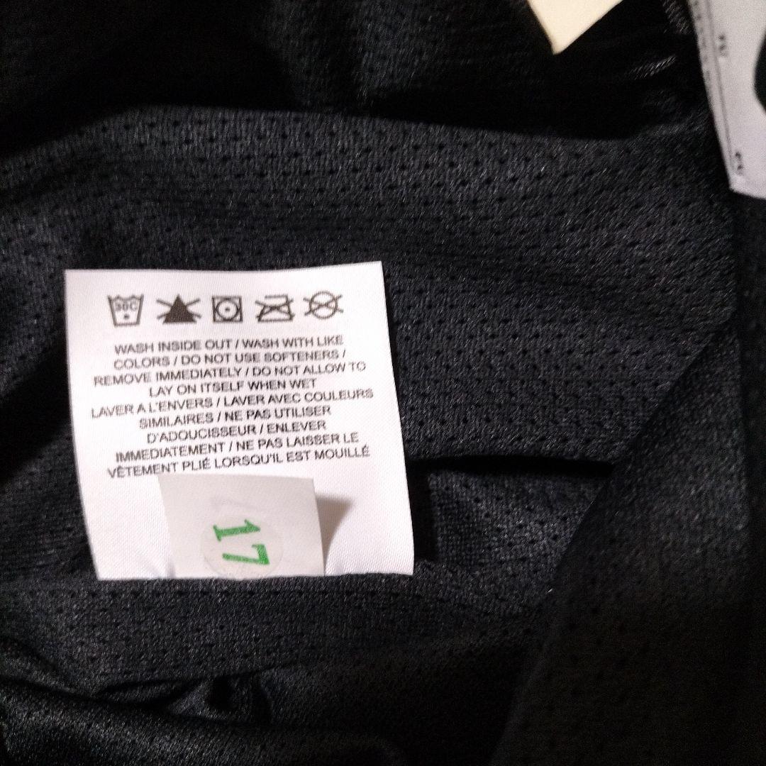 rururu様【新品未使用】NIKE atoms ルーズフィット XL ブラック