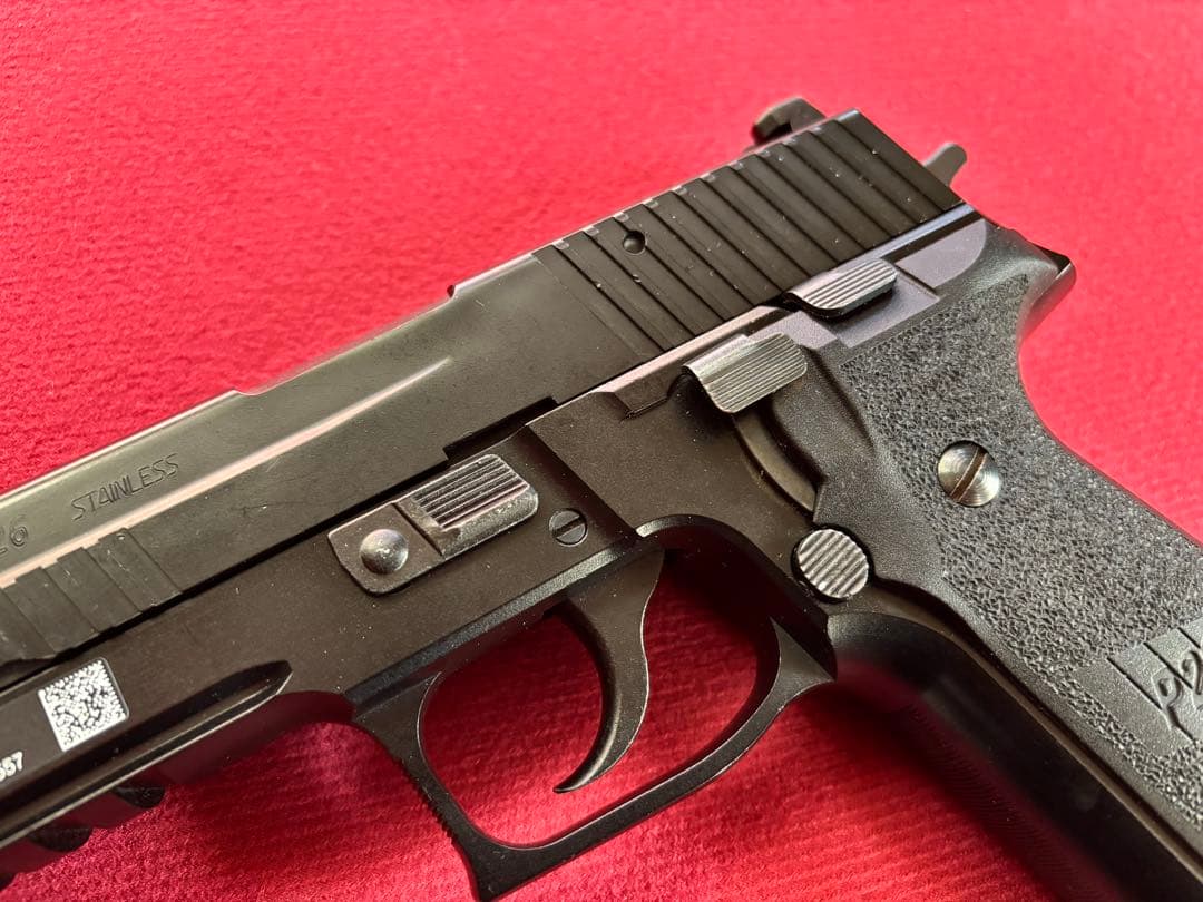 少数限定品SIG SAUER P226R Z-COMP