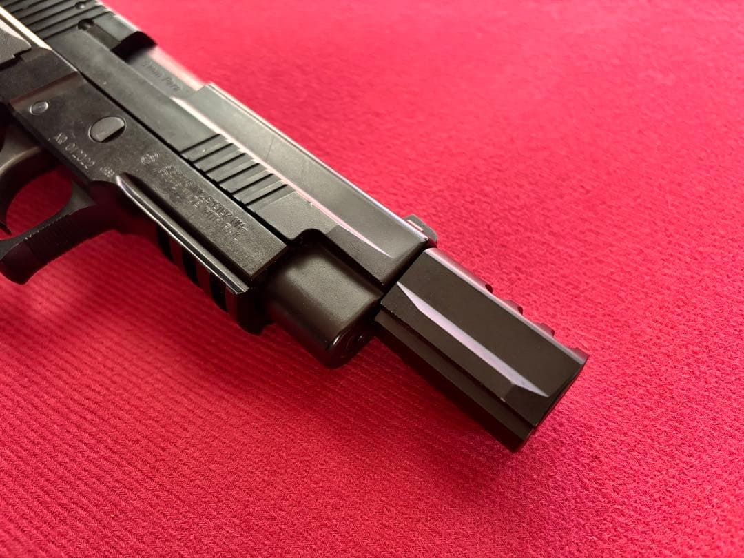 少数限定品SIG SAUER P226R Z-COMP