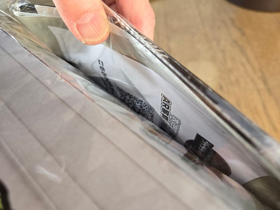 うまれて！ウーモ　ジュラシック・ワールド T-レックスエッグ　おまけ付き
