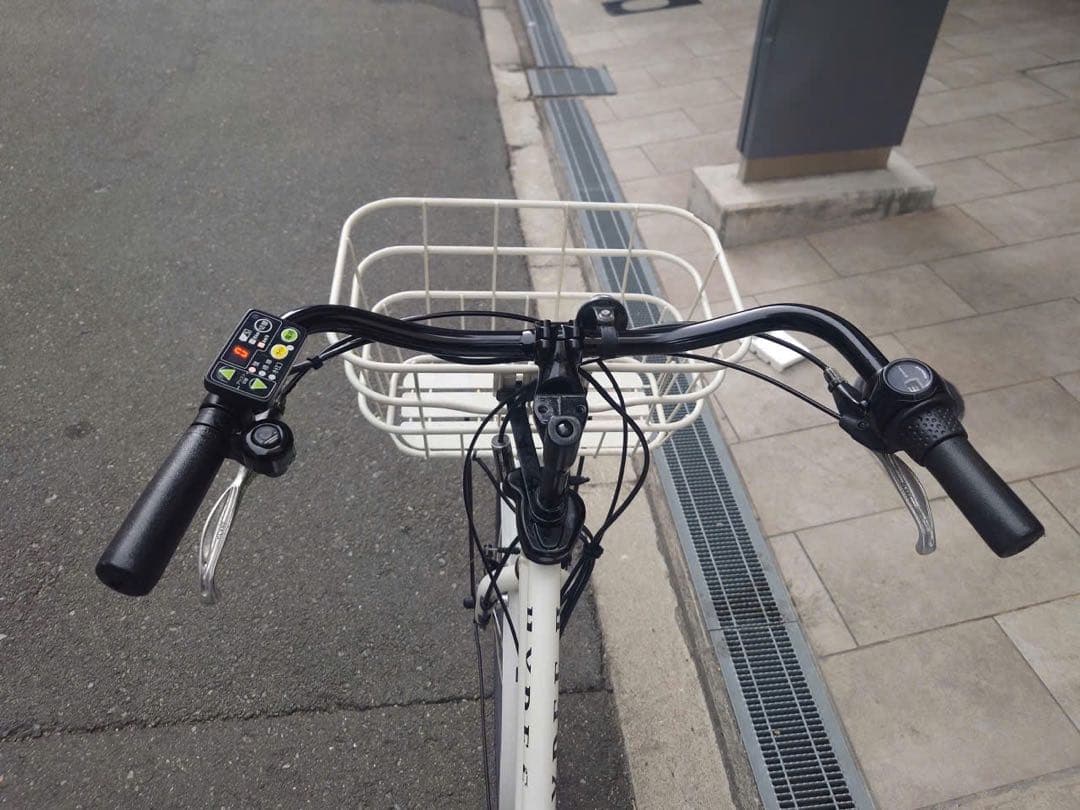 大阪府　ブリヂストン　HYDEE II 電動アシスト自転車　バッテリー8.7ah